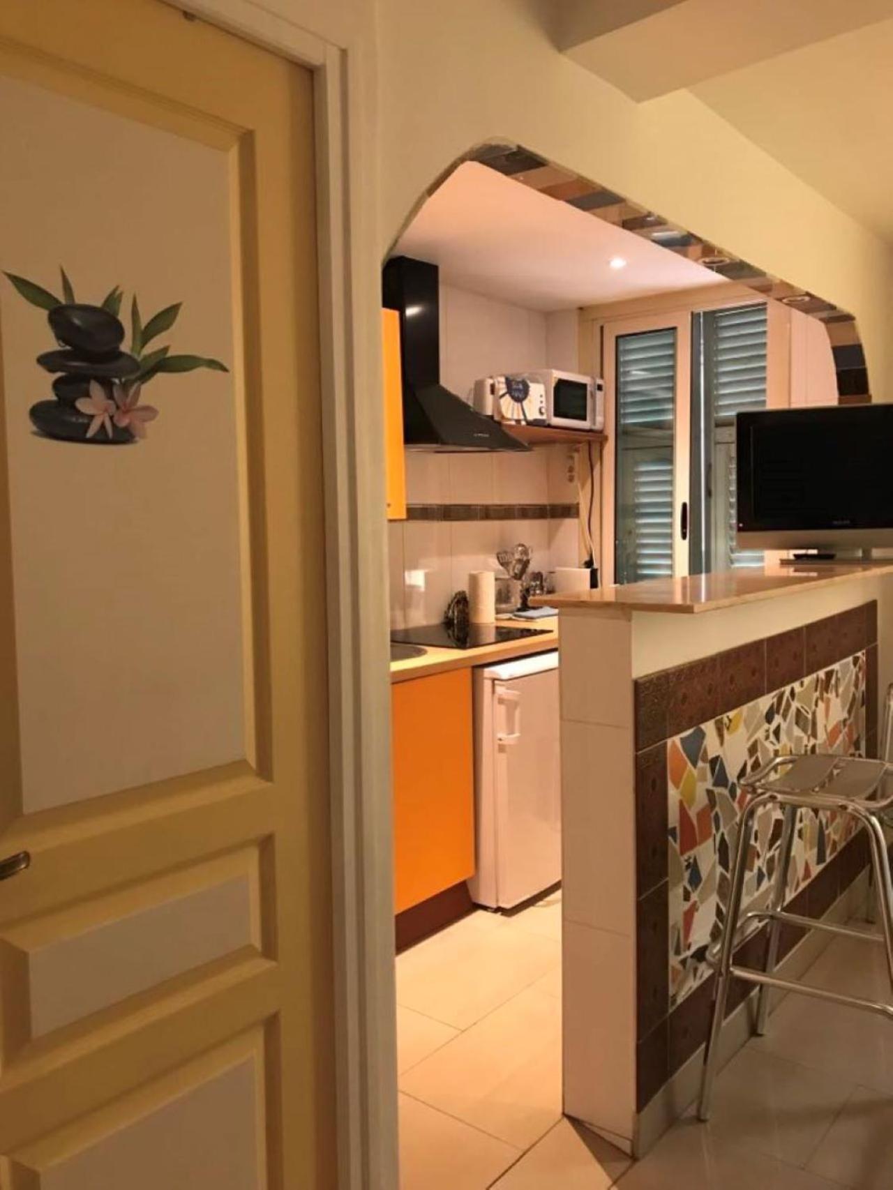 Summer Beach Studio, 4 Persons, Mobile Ac, Old Town Nice Exterior foto